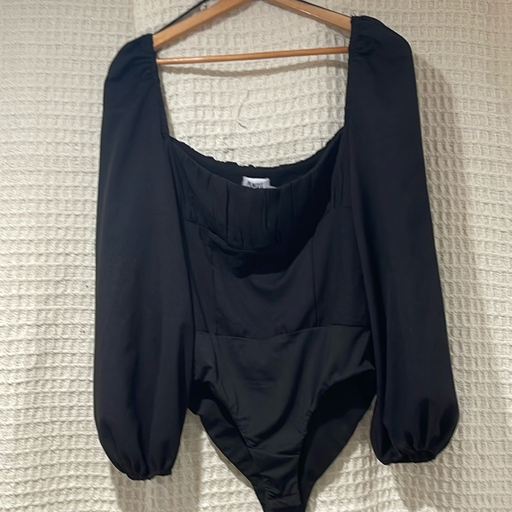 Black bodysuit with long bouncy sleeves